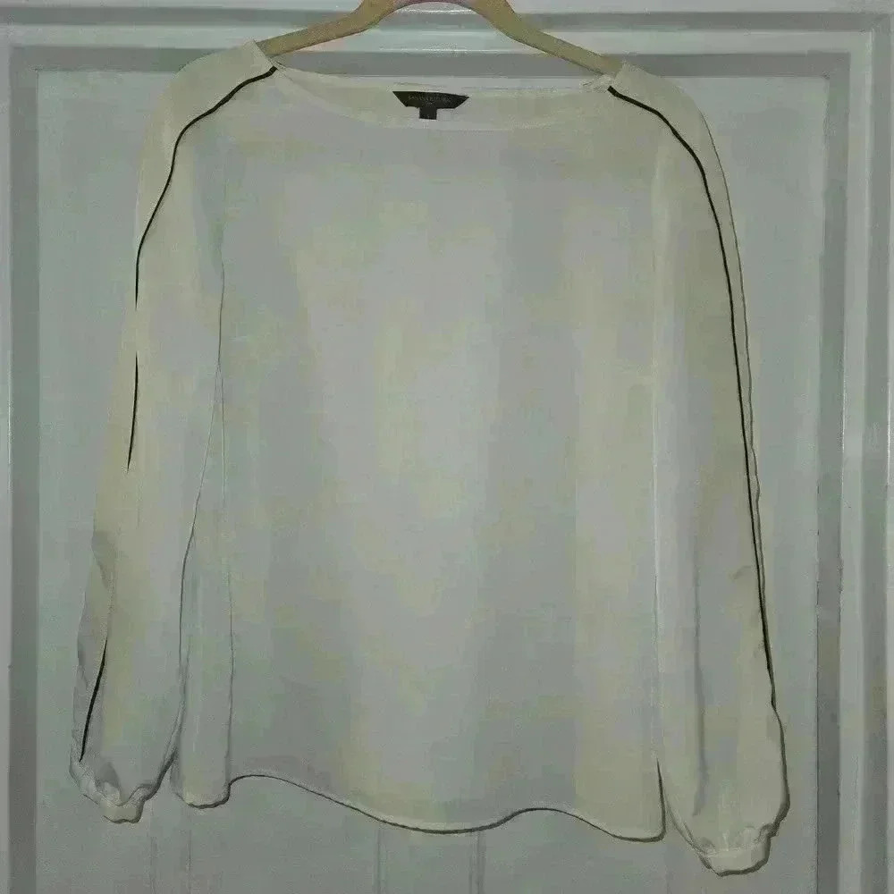 Banana Republic Womens Long Sleeve Blouse Cream with Black Piping Size Small